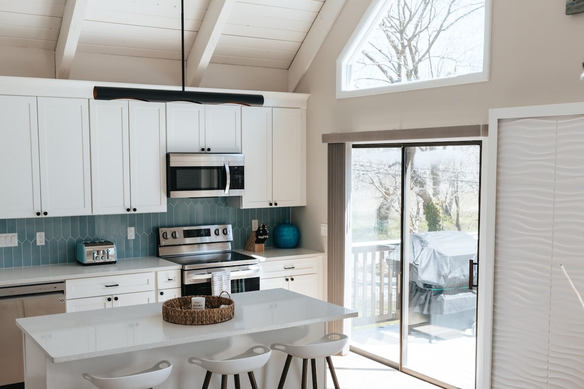 Unique/Large Compound! Groups! Newport/Beach! WOW! gallery image 4