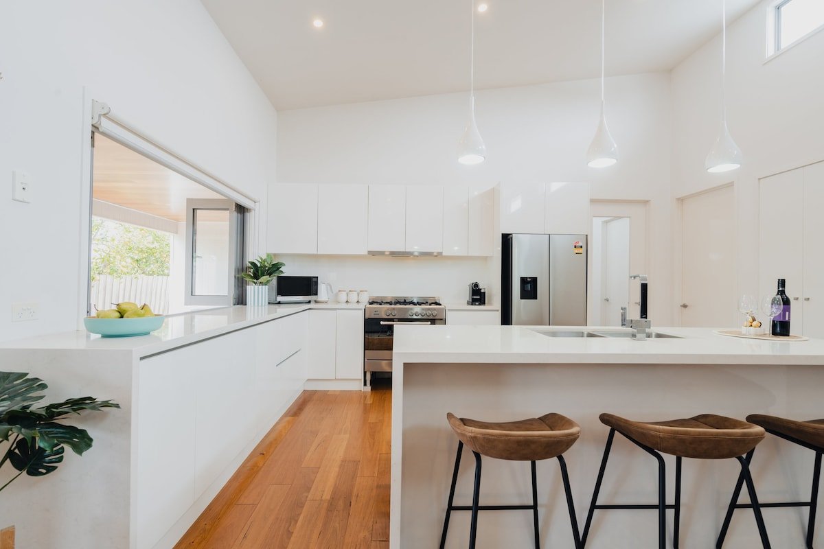 Sea Breeze Pacific Drive Torquay gallery image 4