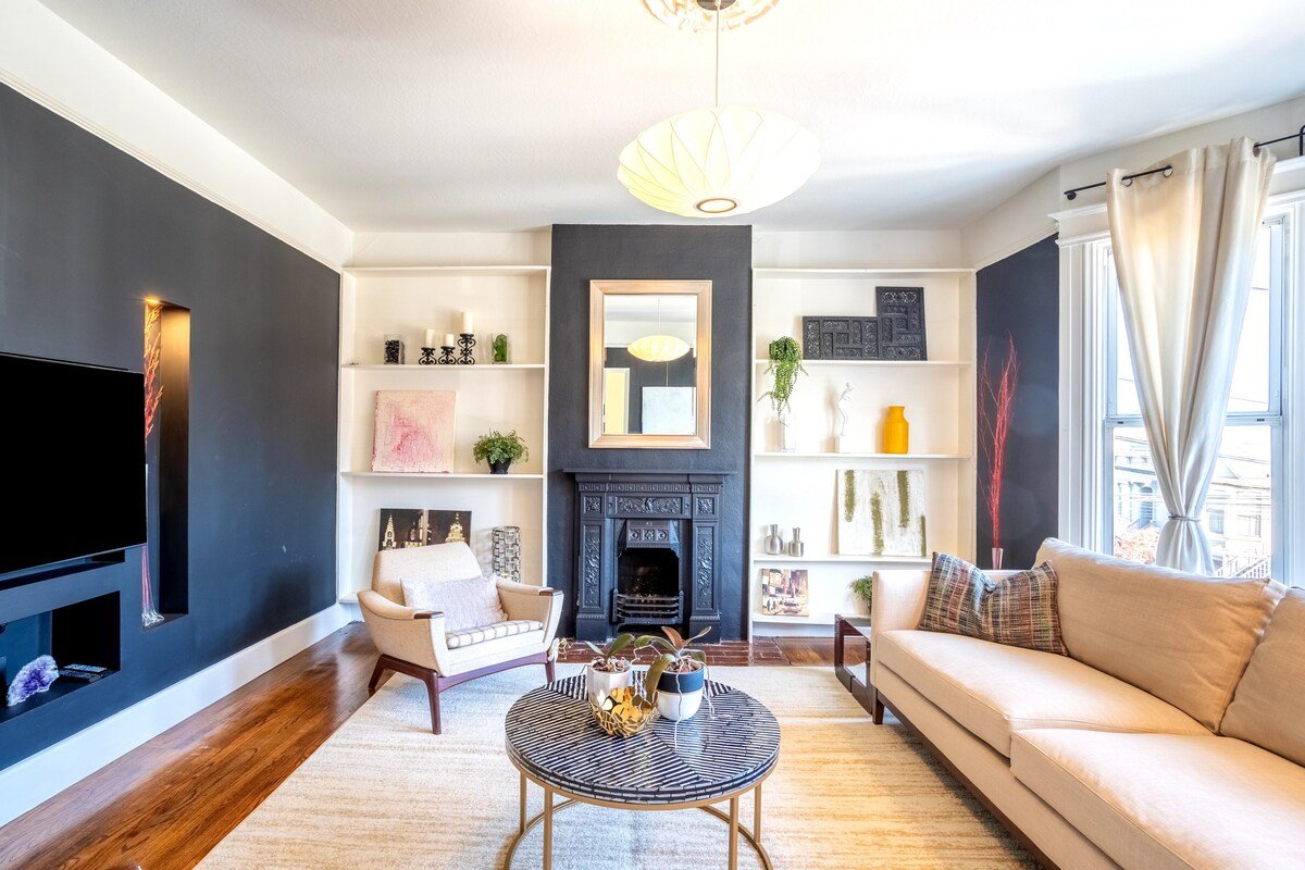 Gorgeous Noe Valley Home with Private Yard gallery image 4