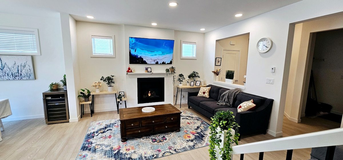 Brand New Seaside Home in Royal Bay gallery image 2