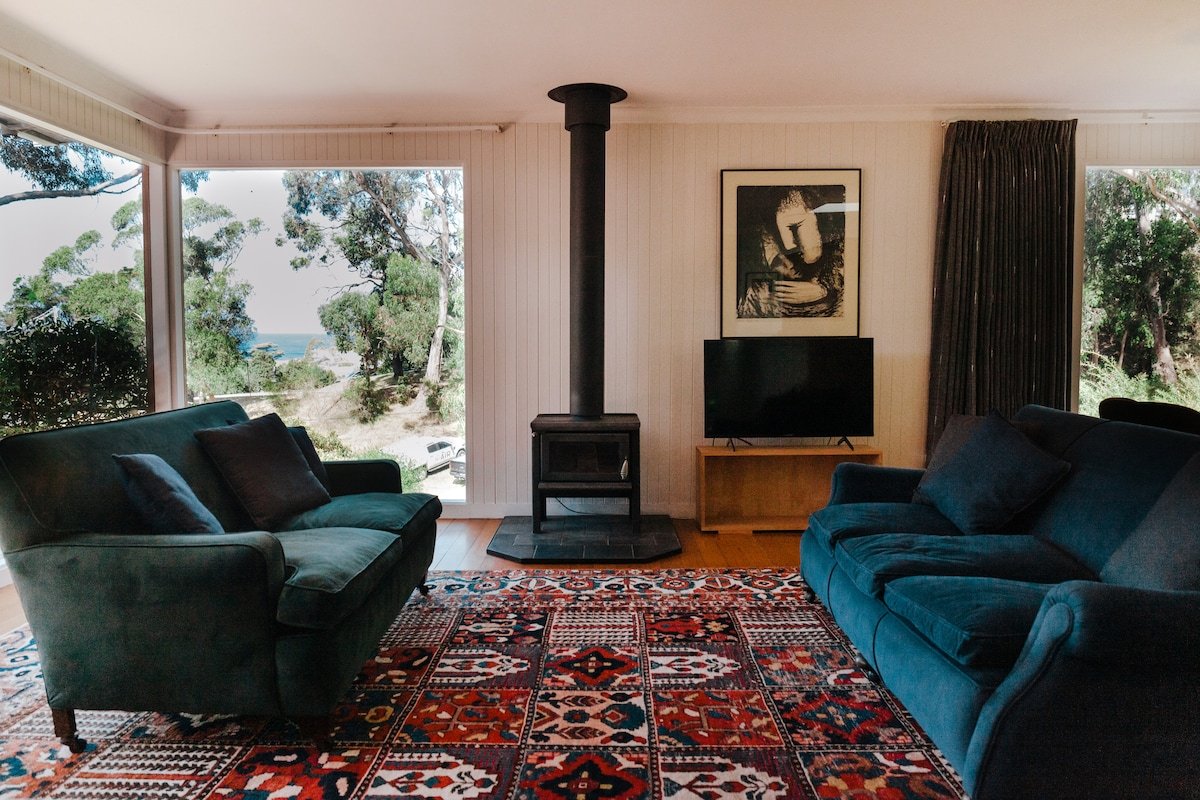 House in central Lorne gallery image 4