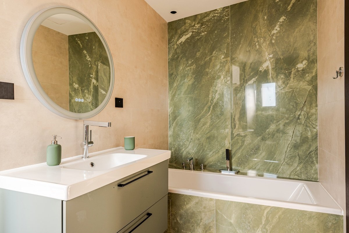 Mouans Villa gallery image 2