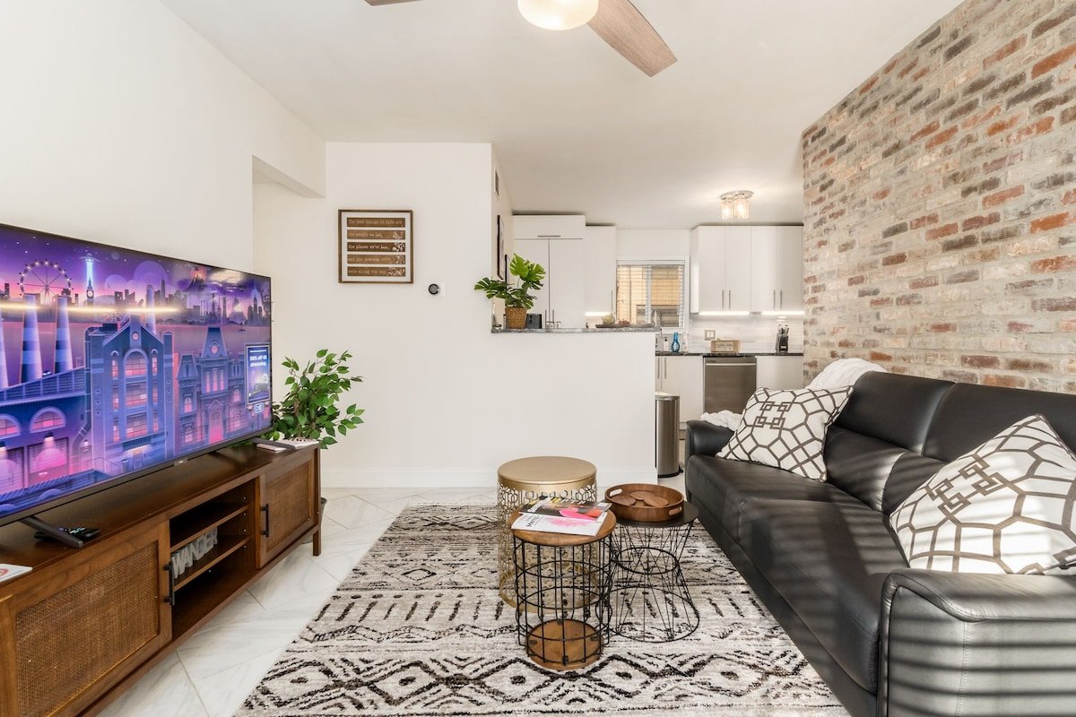 2 Cozy Condos In The Heart Of Short North/OSU gallery image 4