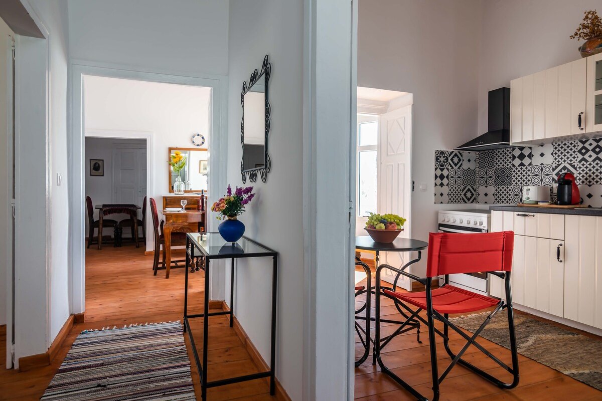 Antigoni’s Bay view gallery image 4