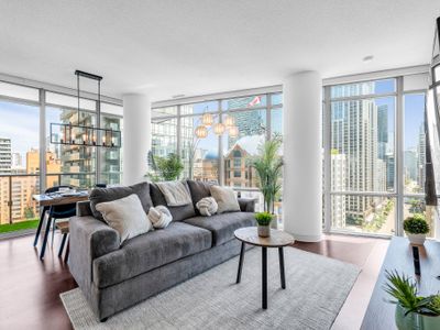 NEW | Luxury Condo | Core DT | UofT | Parking