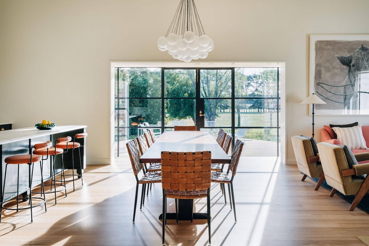 Newly Restored Luxury Farm House Northern Tasmania gallery image 5