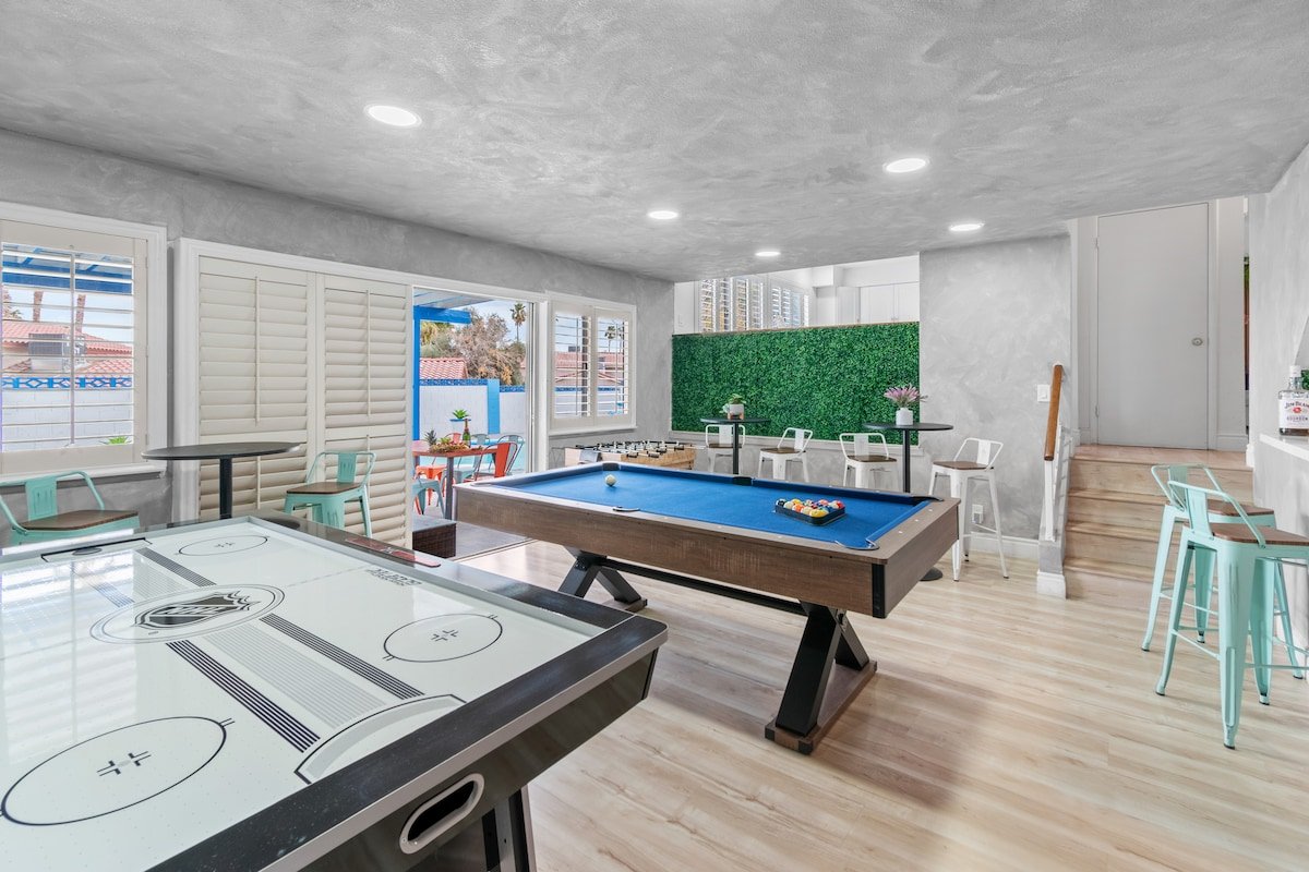 Mykonos-Style Vegas Villa | Heated Pool/Hot Tub gallery image 5