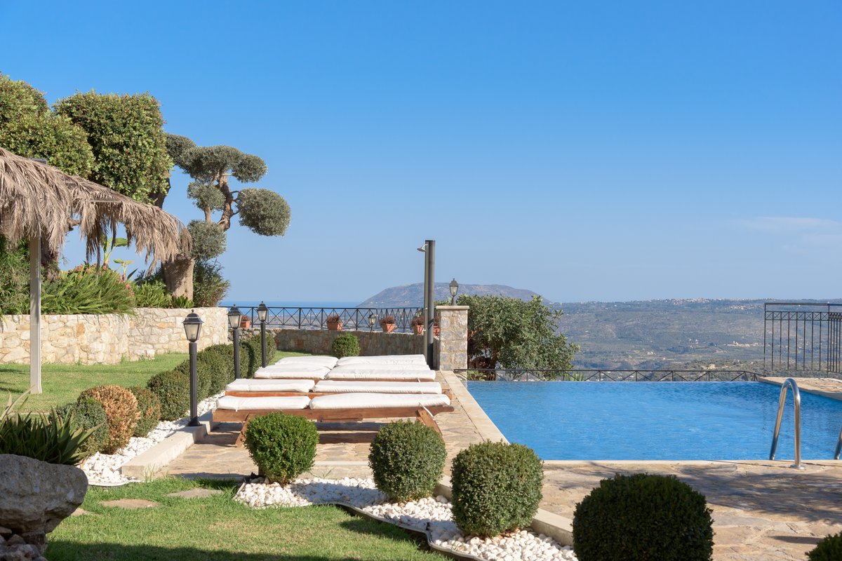 Geroulios Kastro, a 100acres Yoga Retreat
