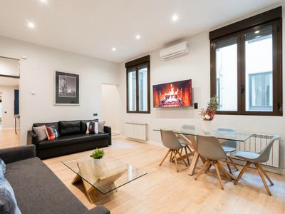 Atocha3 Superb Location 10 pax – 4Bedrooms