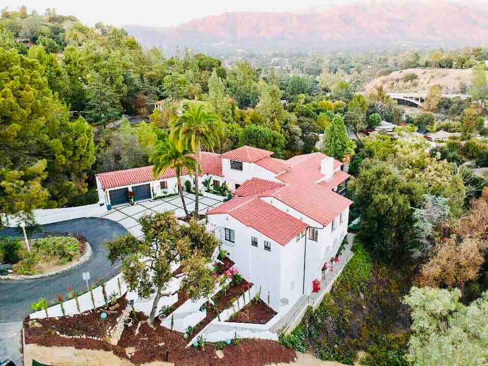 Historic Spanish Retreat – Rose Bowl! gallery image 4