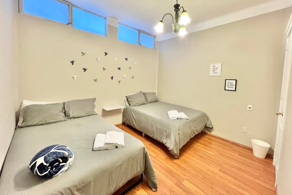 Hermosa casa cerca del Ángel y la Embajada gallery image 4