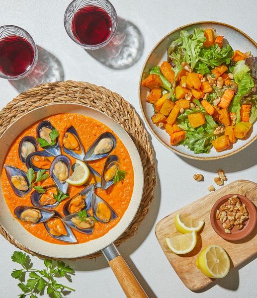 Photo of Mussels & Red Pepper Sauce