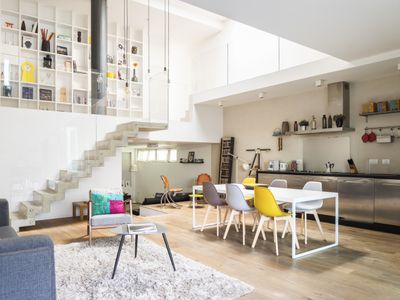 Stylish central loft Milan, with garden, 8 guests