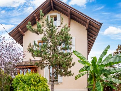 Full house very close to center & public transport