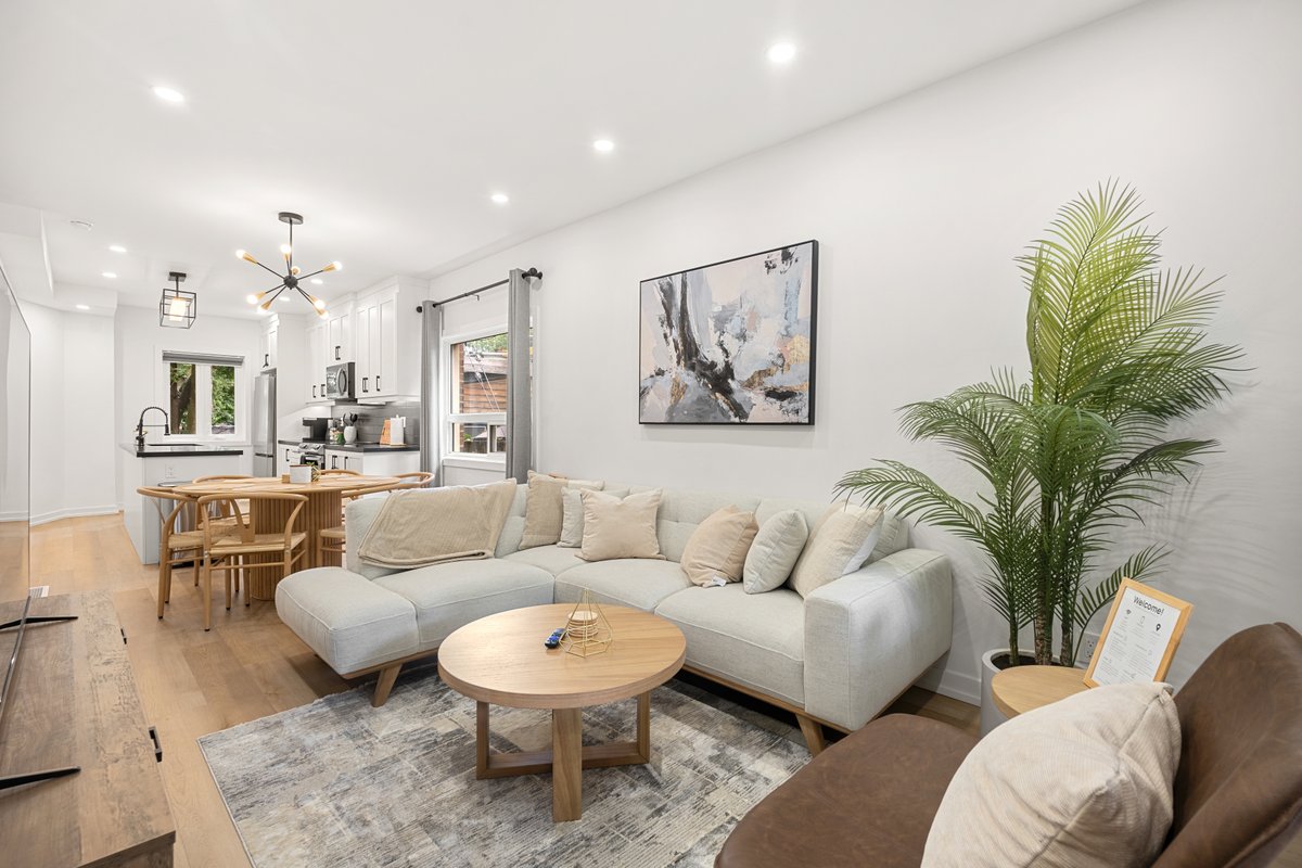 3 Min to Subway | Free Parking* | Free Laundry