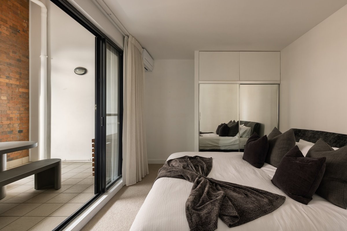 The River Loft gallery image 5