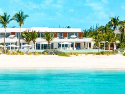 Sole E Mare – 10 bedroom Grace Bay Estate