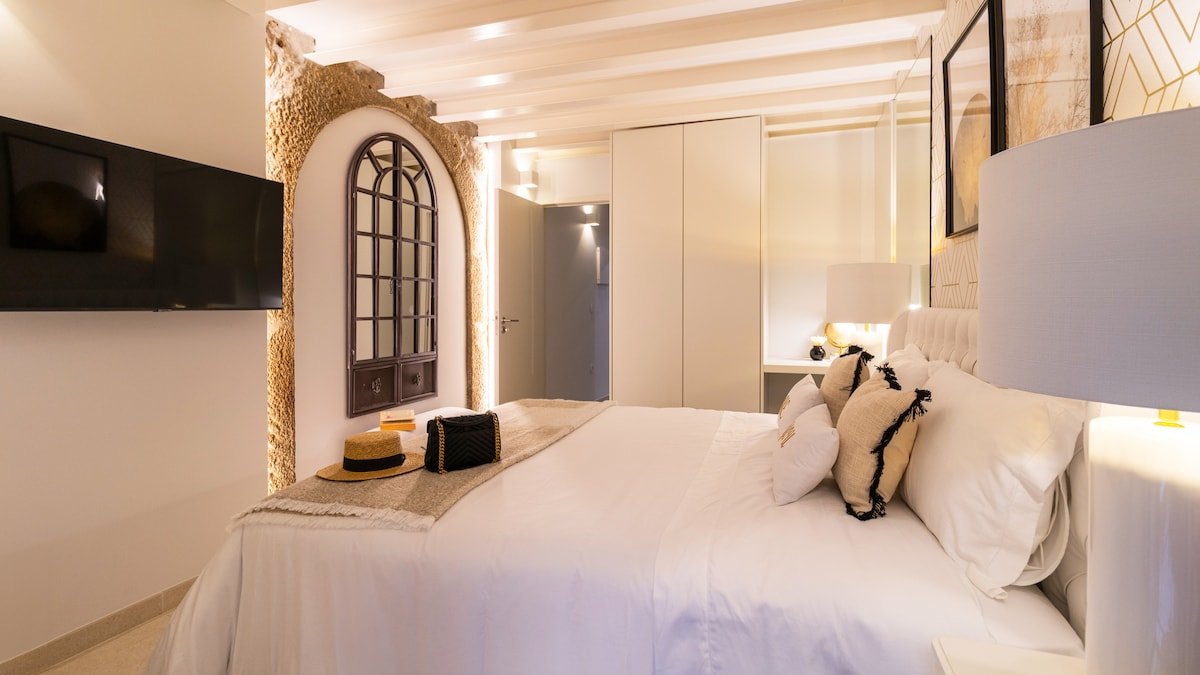 Downtown PortoEdition Ground gallery image 4