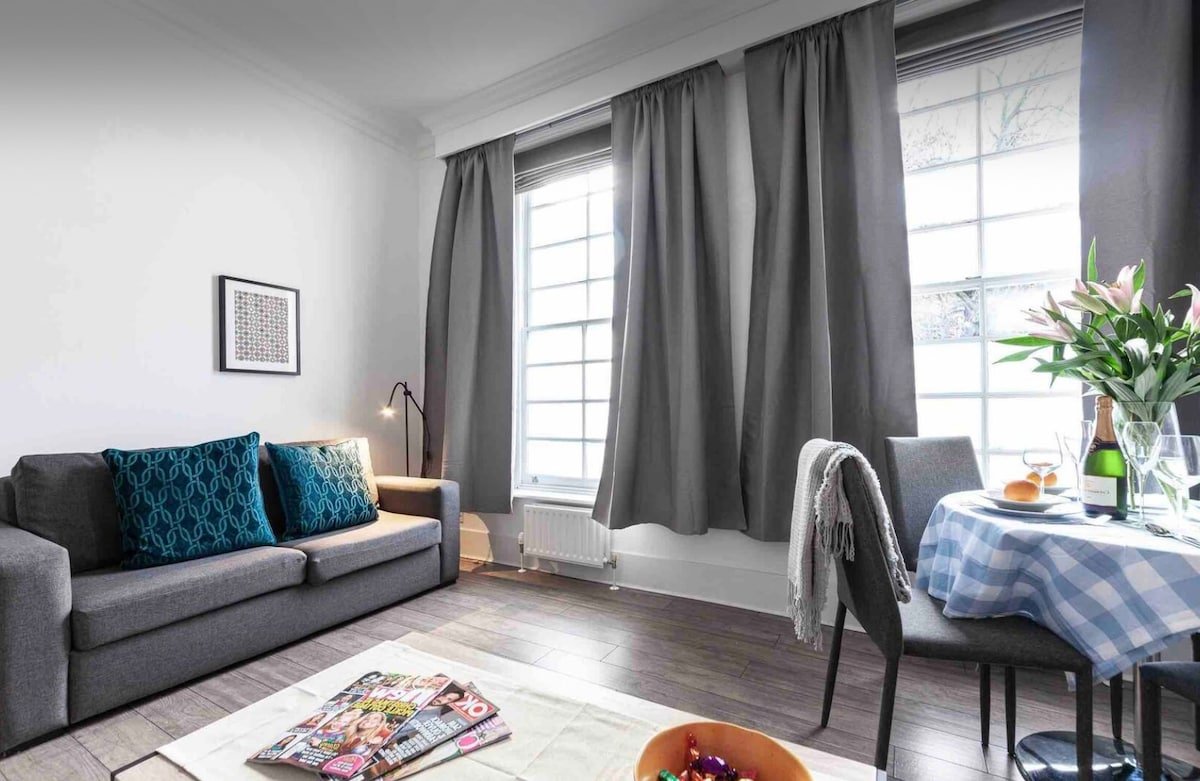 * DEAL *Covent Garden – 4 Bed – 2 bath gallery image 4