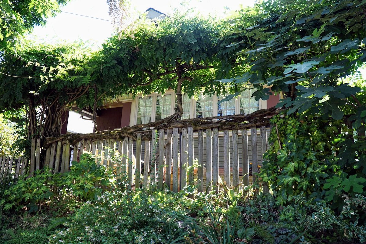 The very heart of Inner SE Portland, @Division St gallery image 4