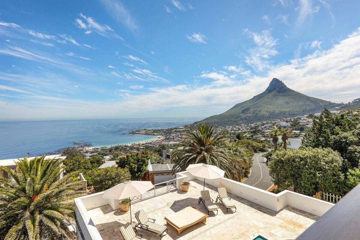 Camps Bay Family Home gallery image 4