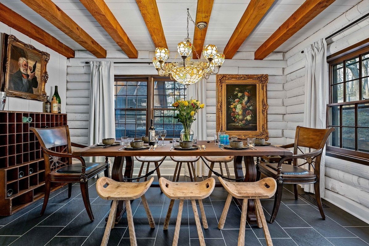 Luxury LogCabin Near Biltmore & Downtown Asheville gallery image 4