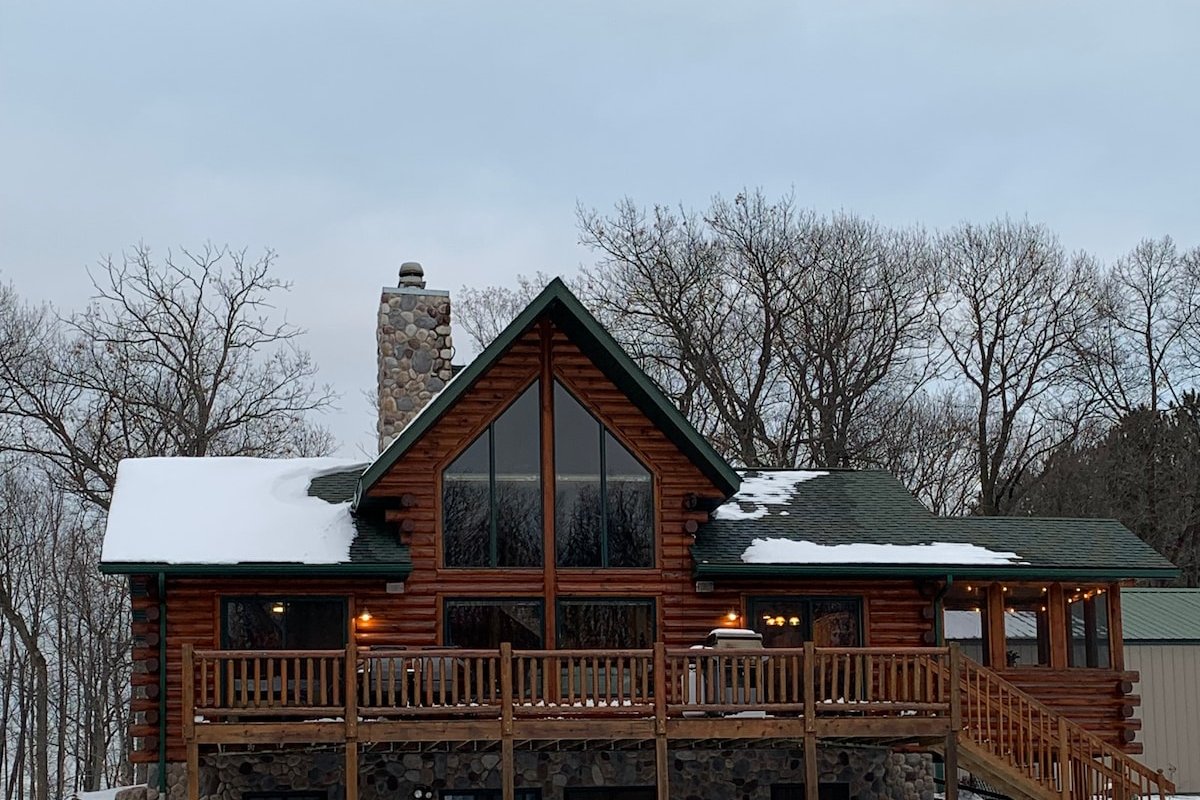 Mille Lacs Lake Lodge-Game Room-Theatre and More! gallery image 2