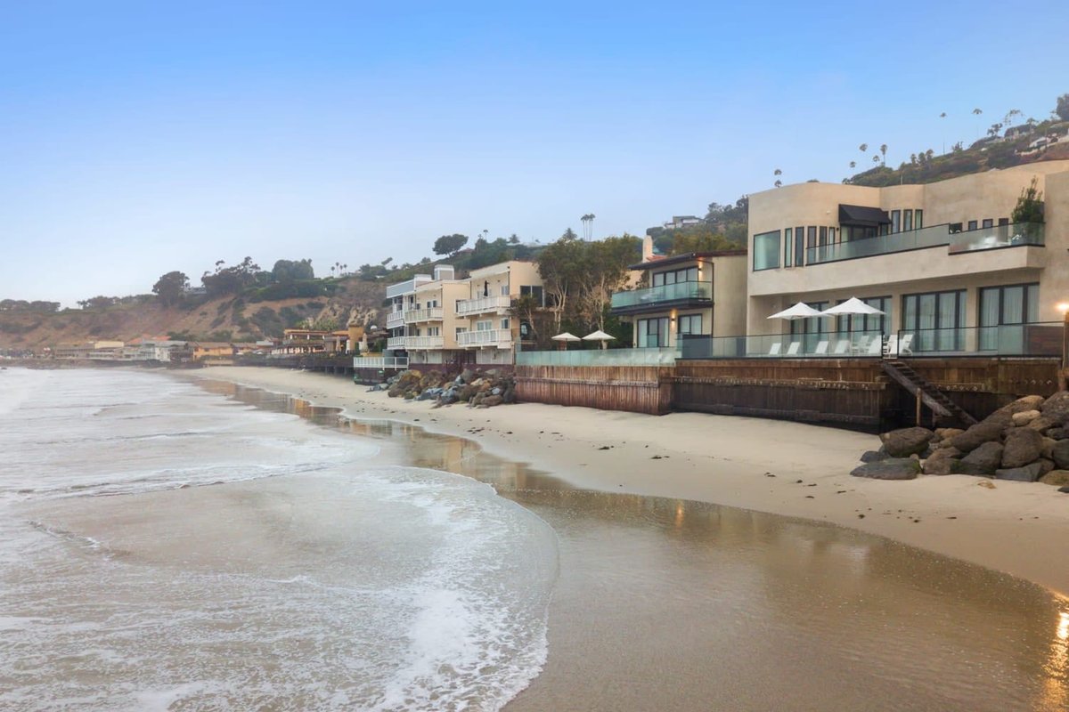Malibu Sand Suite #15 – Ocean-side Carbon Beach