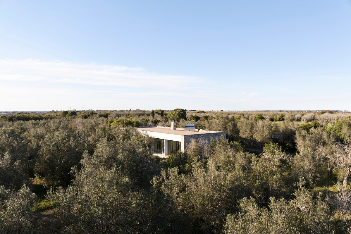 Beautifully designed Villa in olive grove gallery image 4