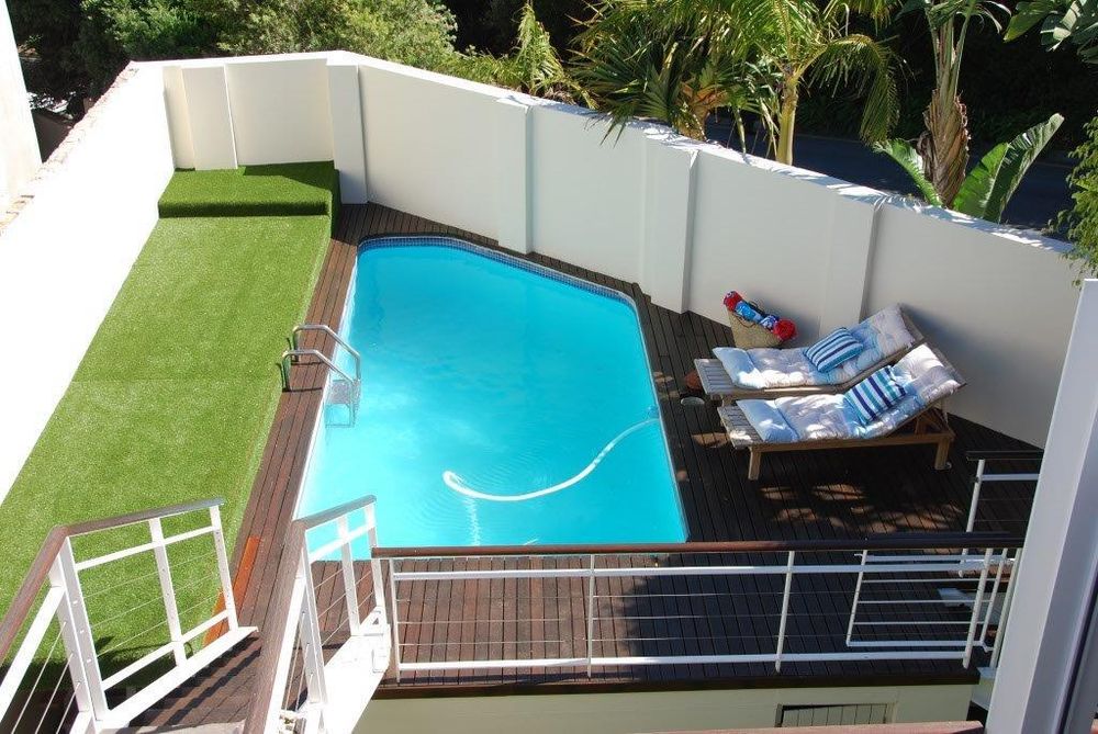 Photo 2 of Aqua Marine accommodation in Llandudno, Cape Town with 4 bedrooms and 3 bathrooms