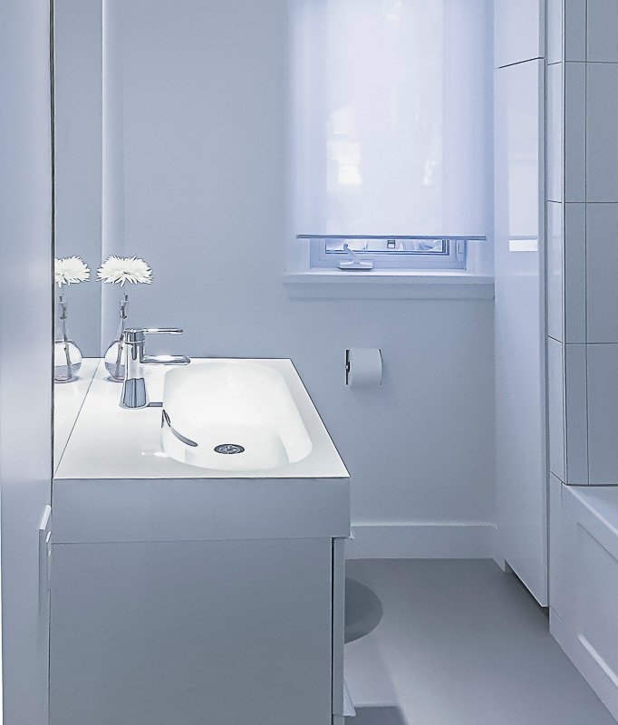 Modern Home in Central River Heights gallery image 5