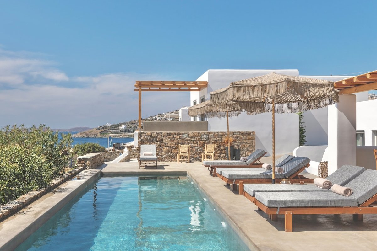 Trinity Mykonos | Sea view Villa near Scorpios gallery image 2
