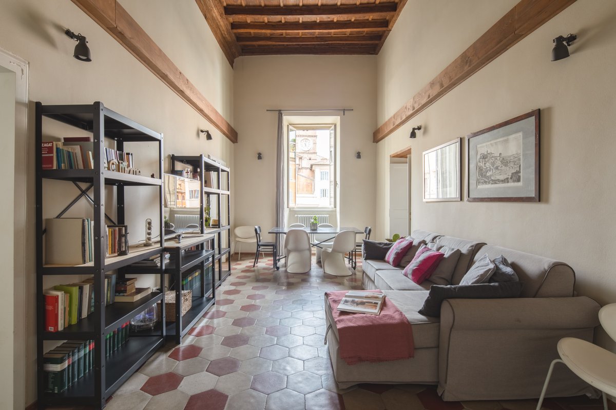 Appartamento di design a Trastevere con terrazzo privato e vista spettacolare