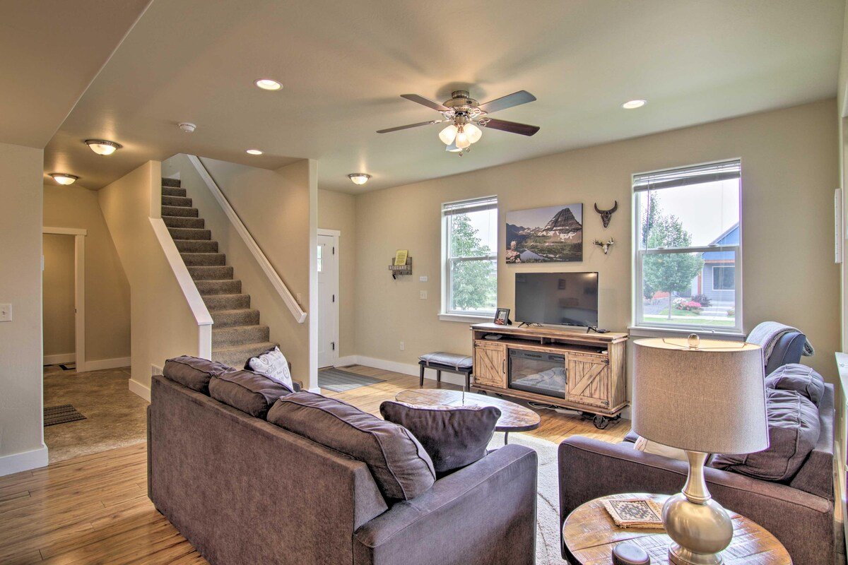 Bozone Bliss (KING Bed) Steps from Lake! gallery image 5