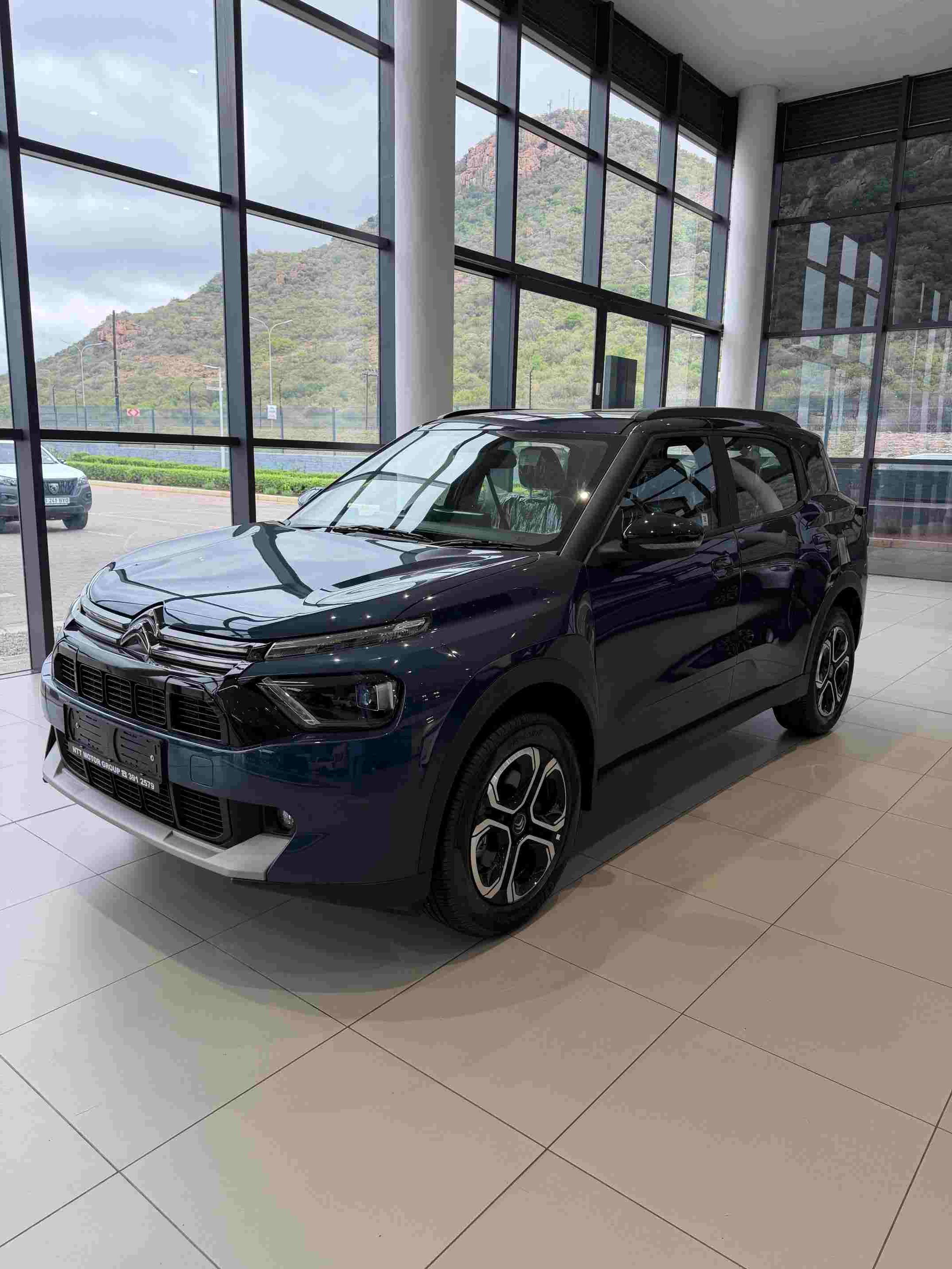 Used car gallery