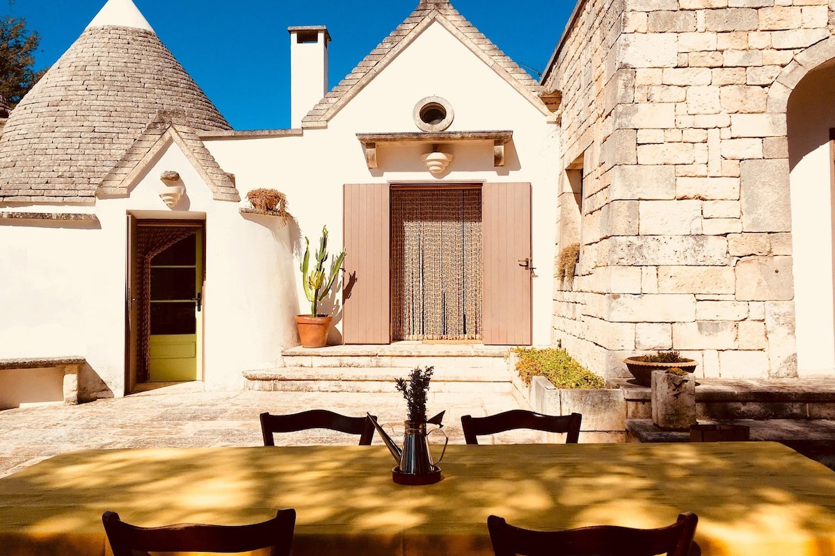 Trulli d’Itria: relax & tradition (private pool) gallery image 3