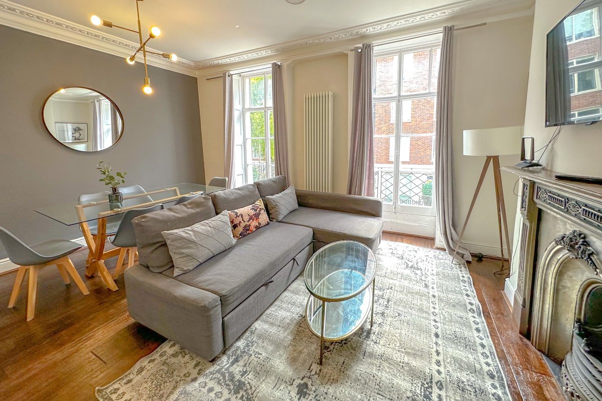 Spacious 4 Bedroom by Russel Square – Bloomsbury gallery image 3