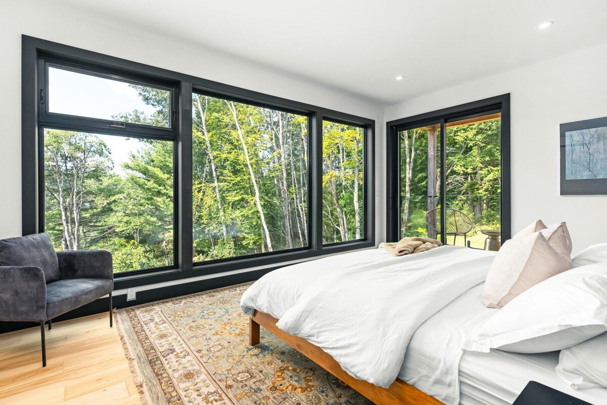 Muskoka River Luxury Cottage | Hot tub & Sauna gallery image 2