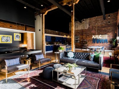 Loft Penthouse w/ City View 1 block from Broadway