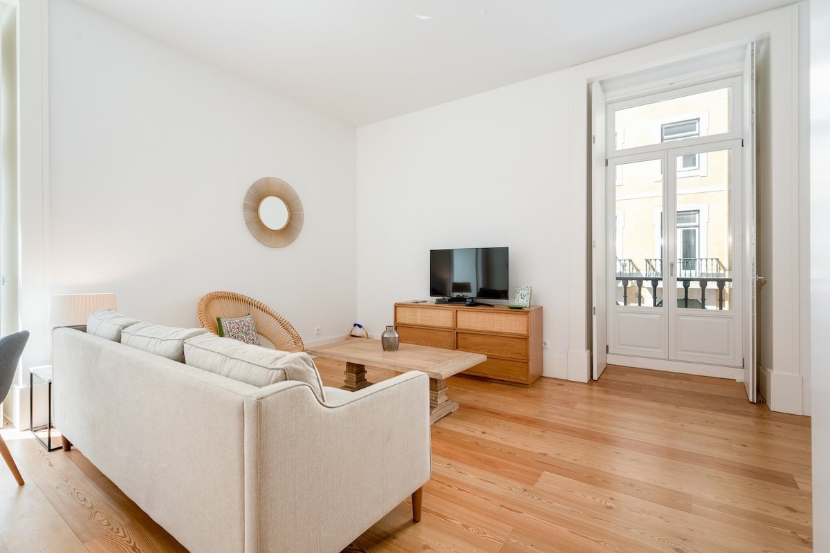 Arco Augusta A Amazing 2BED NEW APT@Praça Comercio gallery image 4