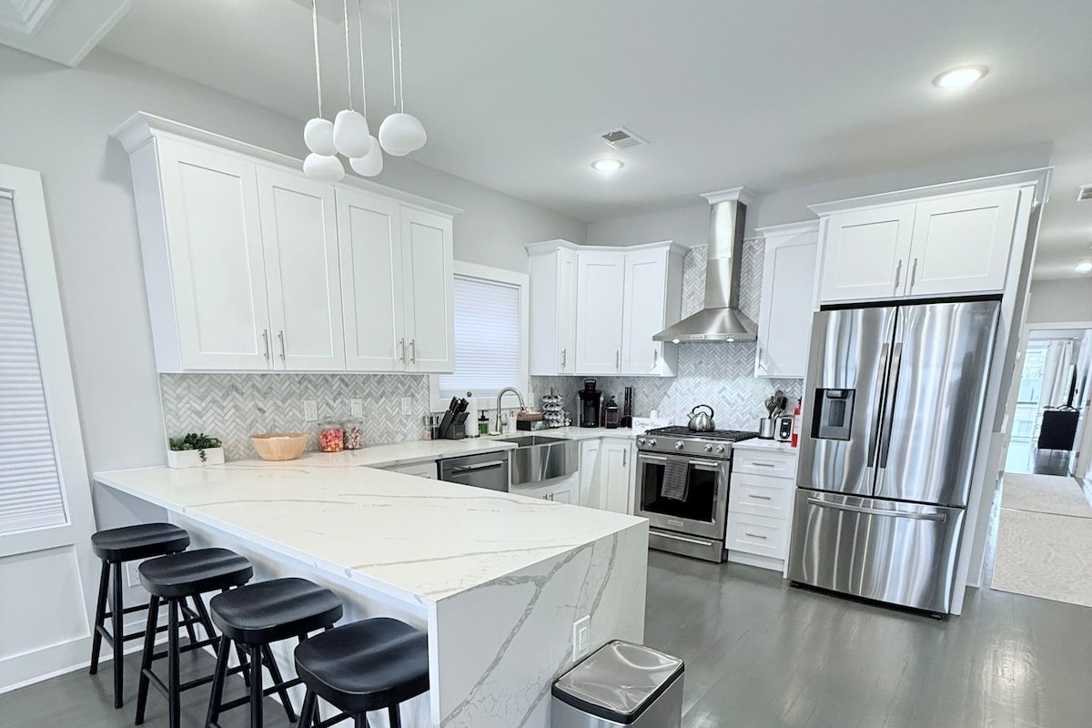 New 3BR Condo w/Rooftop Terrace & NYC Views gallery image 5