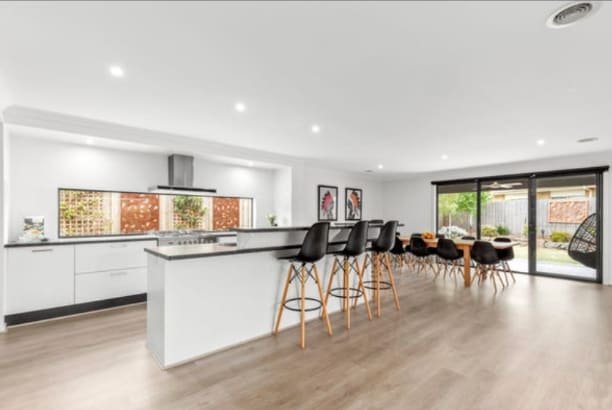 Family friendly Ocean Grove house – sleeps 16 gallery image 4