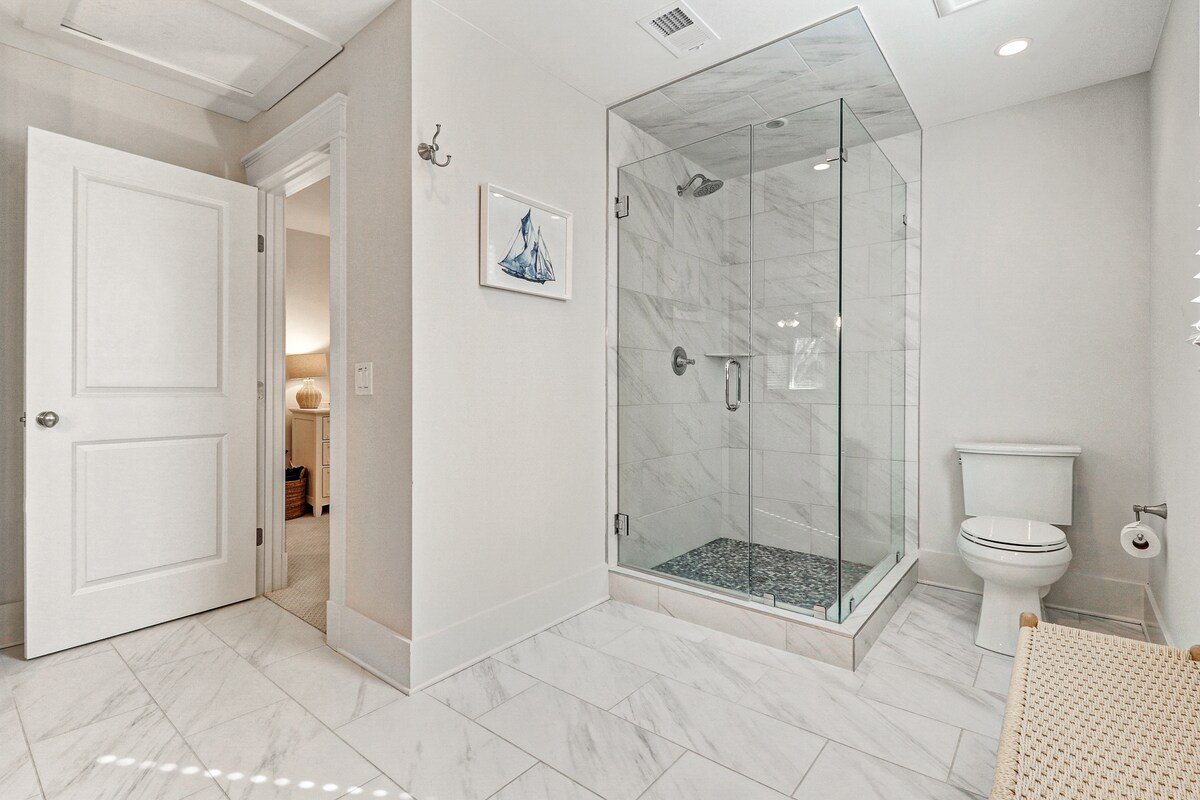 103 Governors gallery image 5