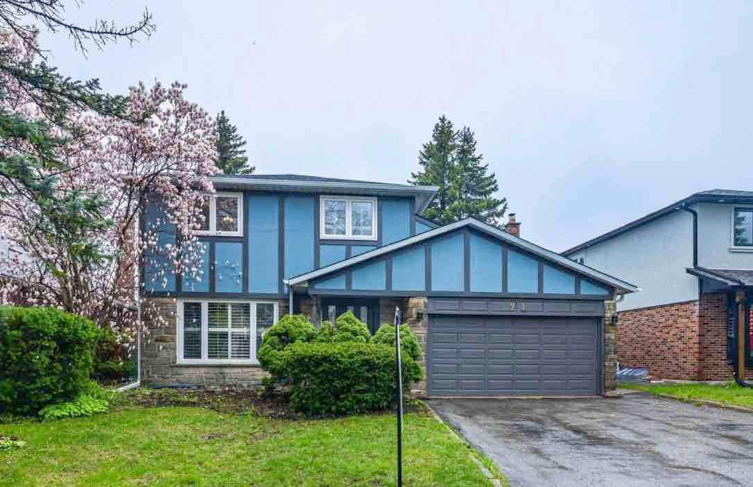 Toronto Pool Retreat gallery image 4