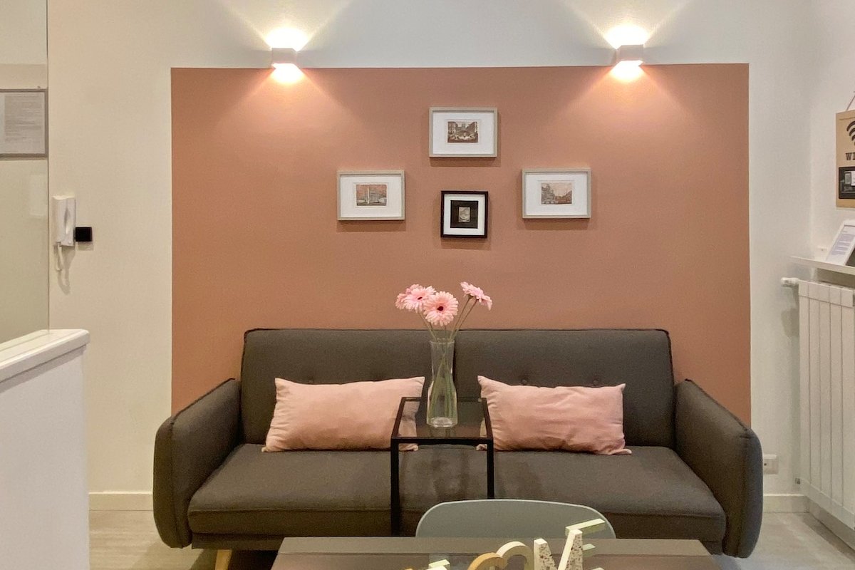 Navona Corallo Elegance 3bedr&3bathr Apt gallery image 3