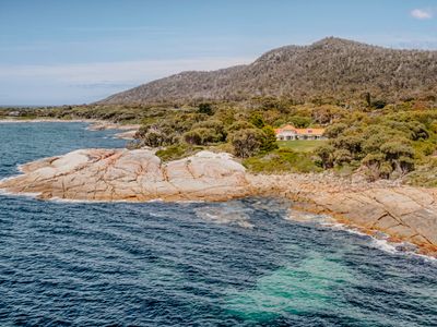 Luxury Coastal Family Retreat — Harveys Farm