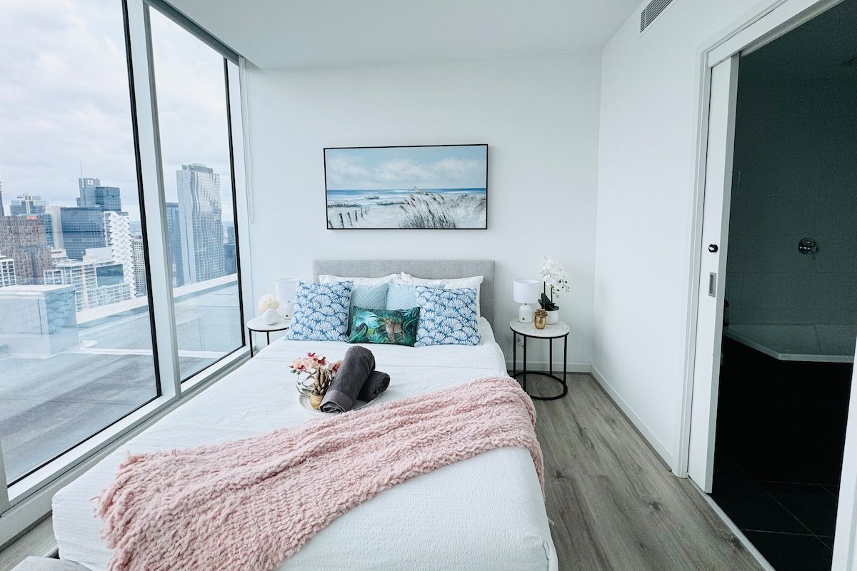 Stunning260°SKYHIGH&MountainVIEW#4BR2B#FreeParking gallery image 3