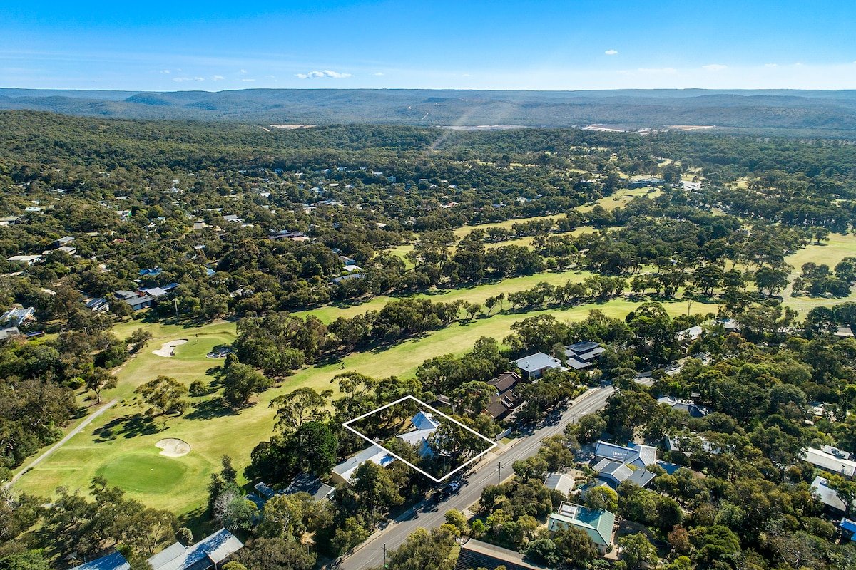 Fairway Views gallery image 4