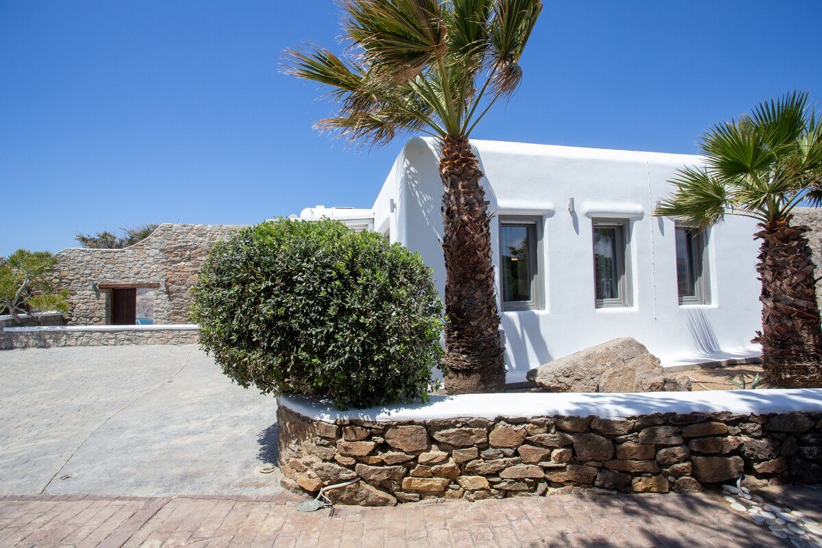 South Star Private poolvilla gallery image 3