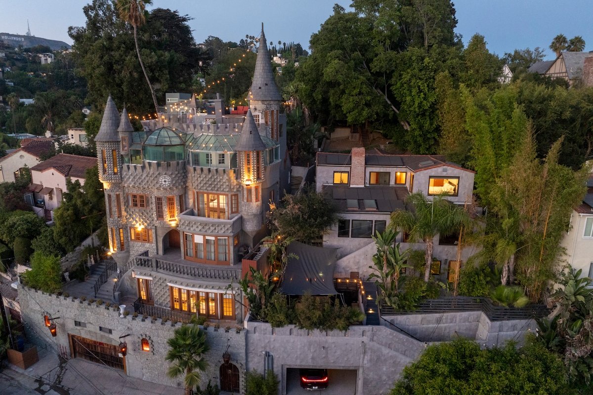 Modern Vintage Compound 11 BDRM 12BA gallery image 2